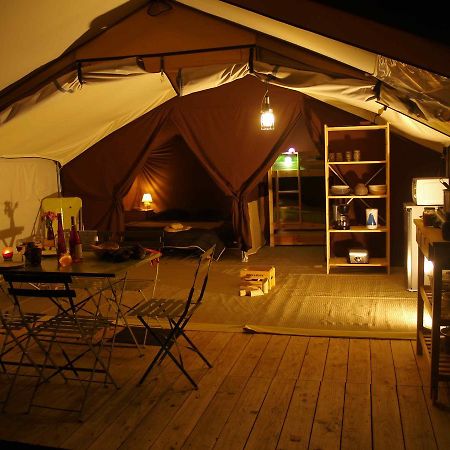 Готель Cosycamp Chamalieres-sur-Loire Екстер'єр фото