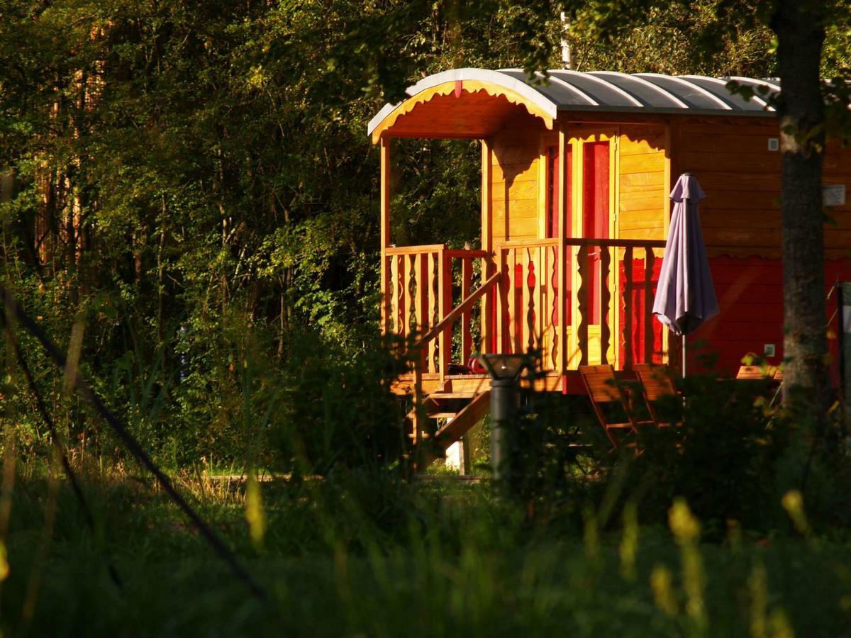 Готель Cosycamp Chamalieres-sur-Loire Екстер'єр фото