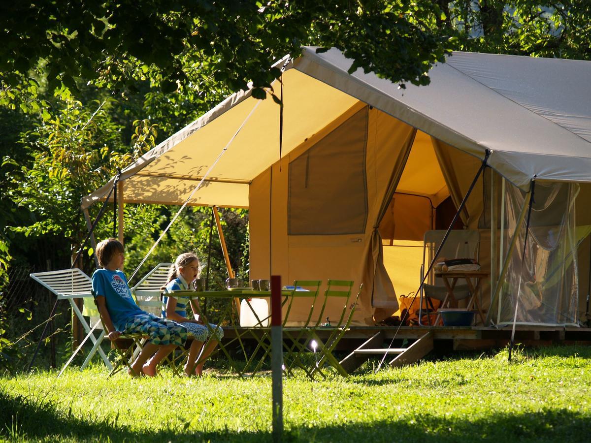 Готель Cosycamp Chamalieres-sur-Loire Екстер'єр фото